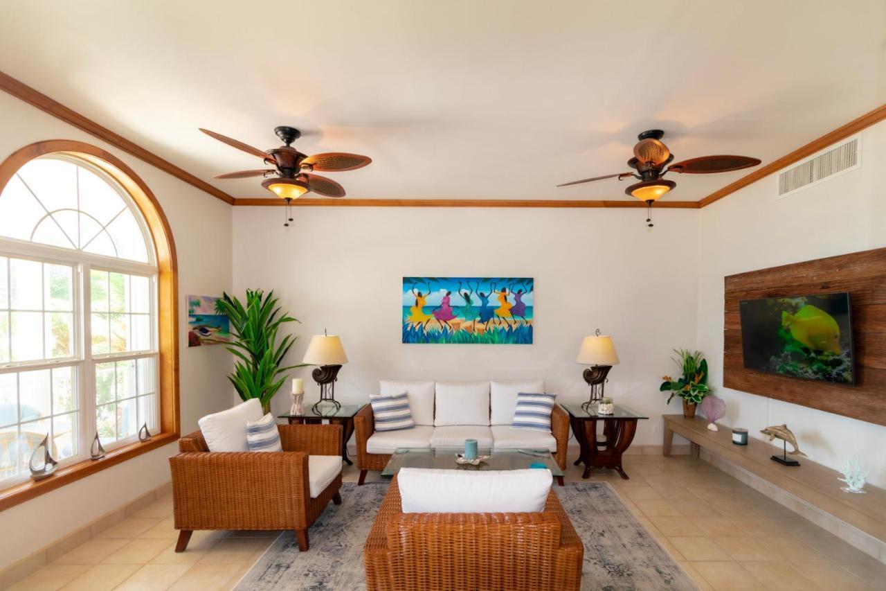 Tara Del Sol Resort Сан Педро Екстериор снимка