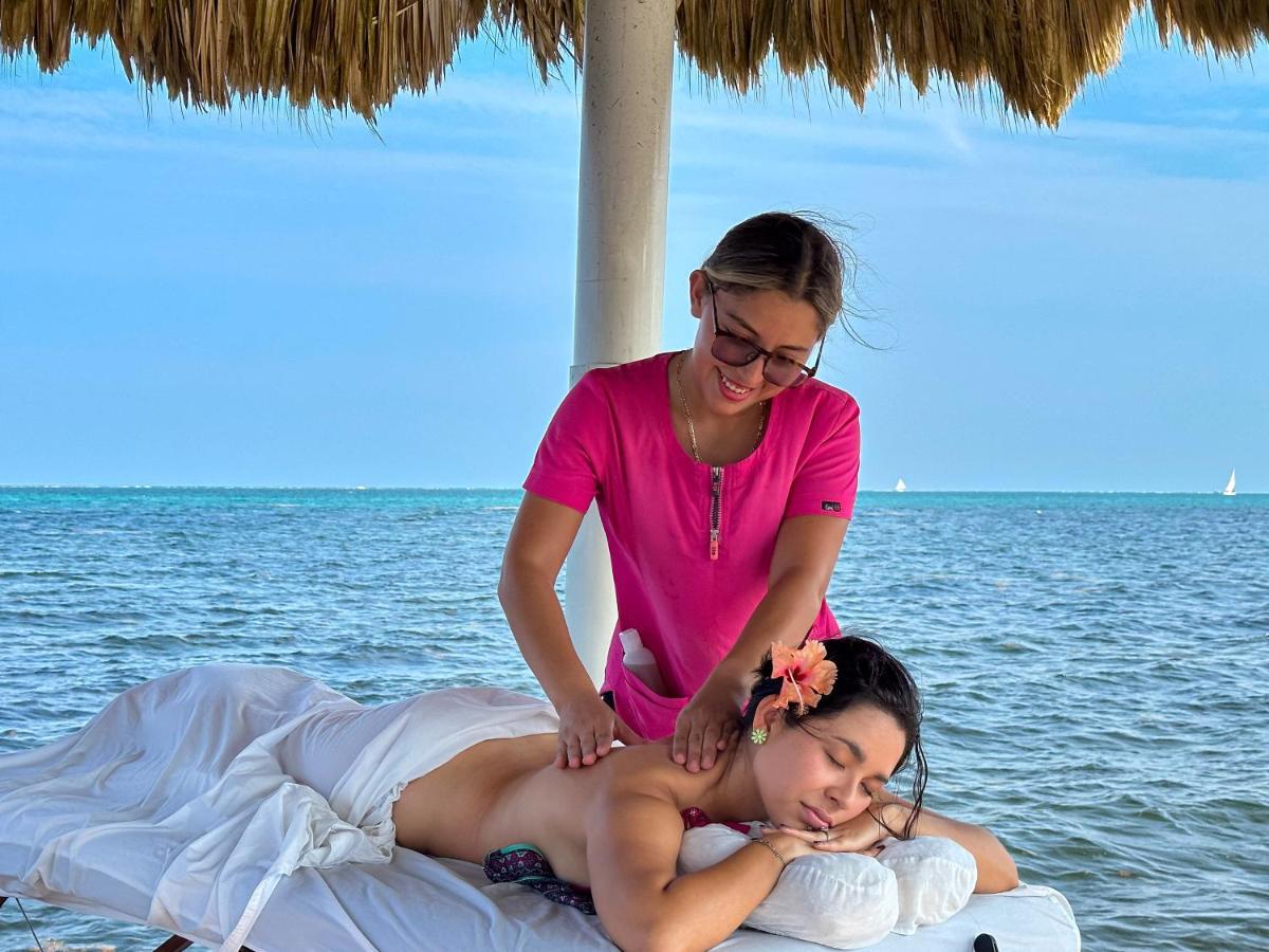 Tara Del Sol Resort Сан Педро Екстериор снимка